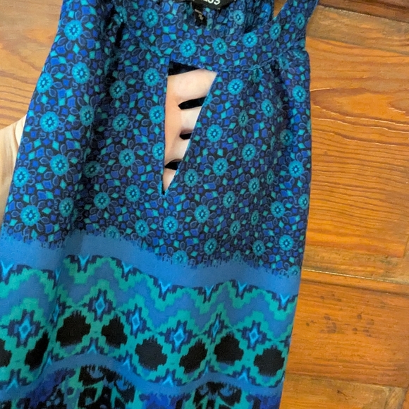 Express Blue High Neck Sleeveless Tank Top - Picture 3 of 12